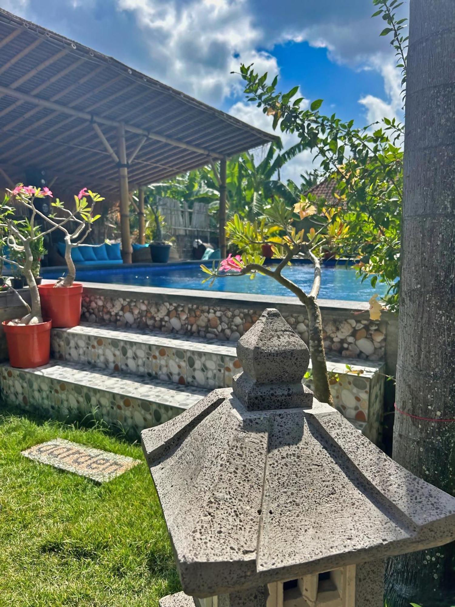Island Garden Huts Lembongan Bed & Breakfast ภายนอก รูปภาพ