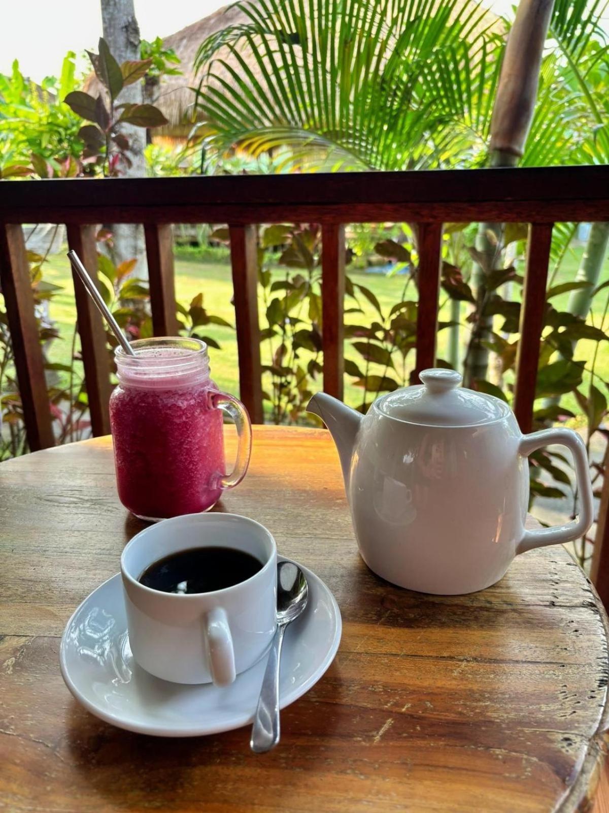Island Garden Huts Lembongan Bed & Breakfast ภายนอก รูปภาพ