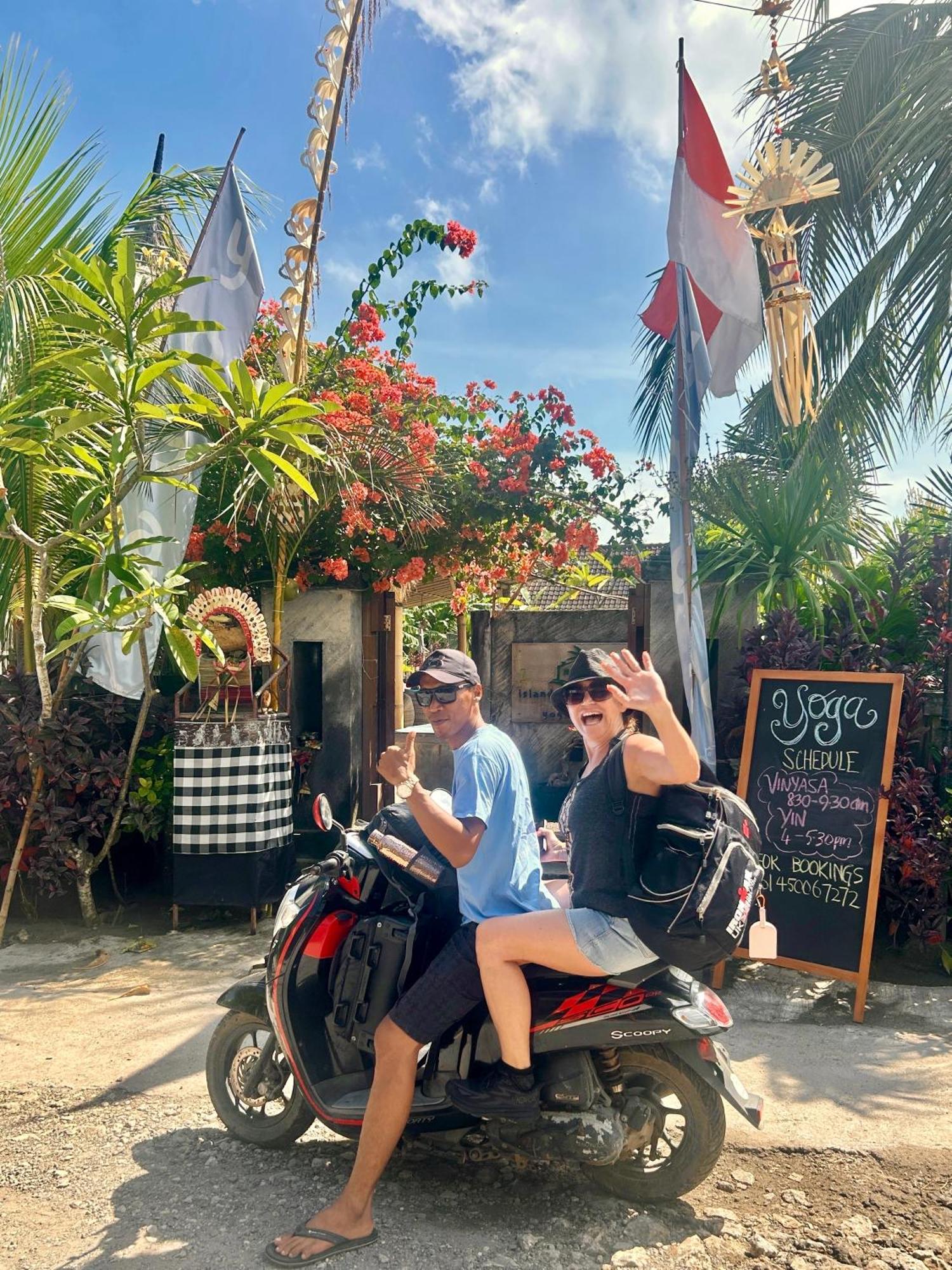 Island Garden Huts Lembongan Bed & Breakfast ภายนอก รูปภาพ